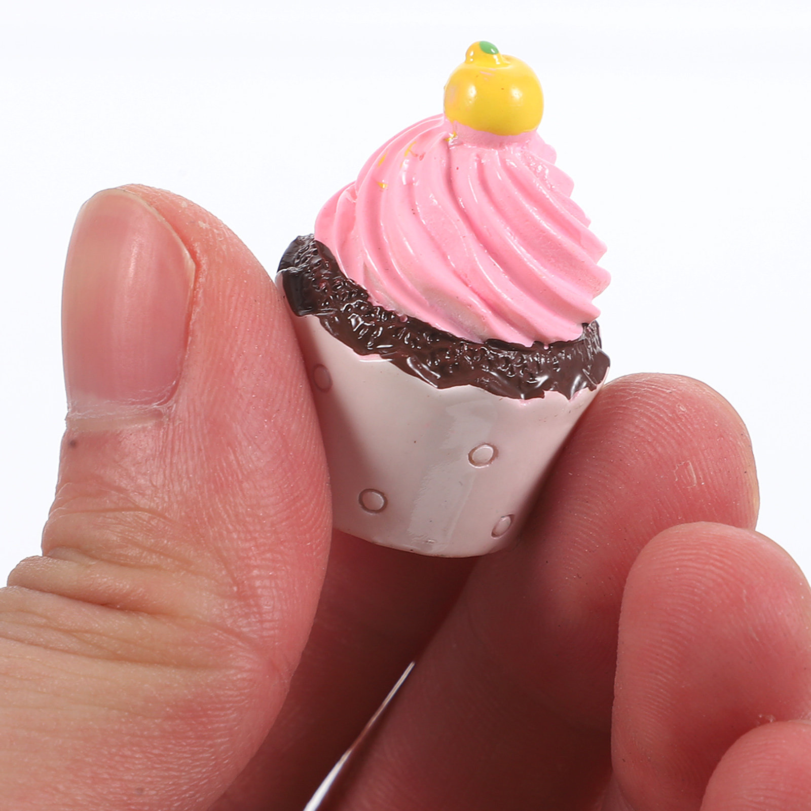 8Pcs Resin Simulated Cupcake D - Resin Crafts ulasan dan harga